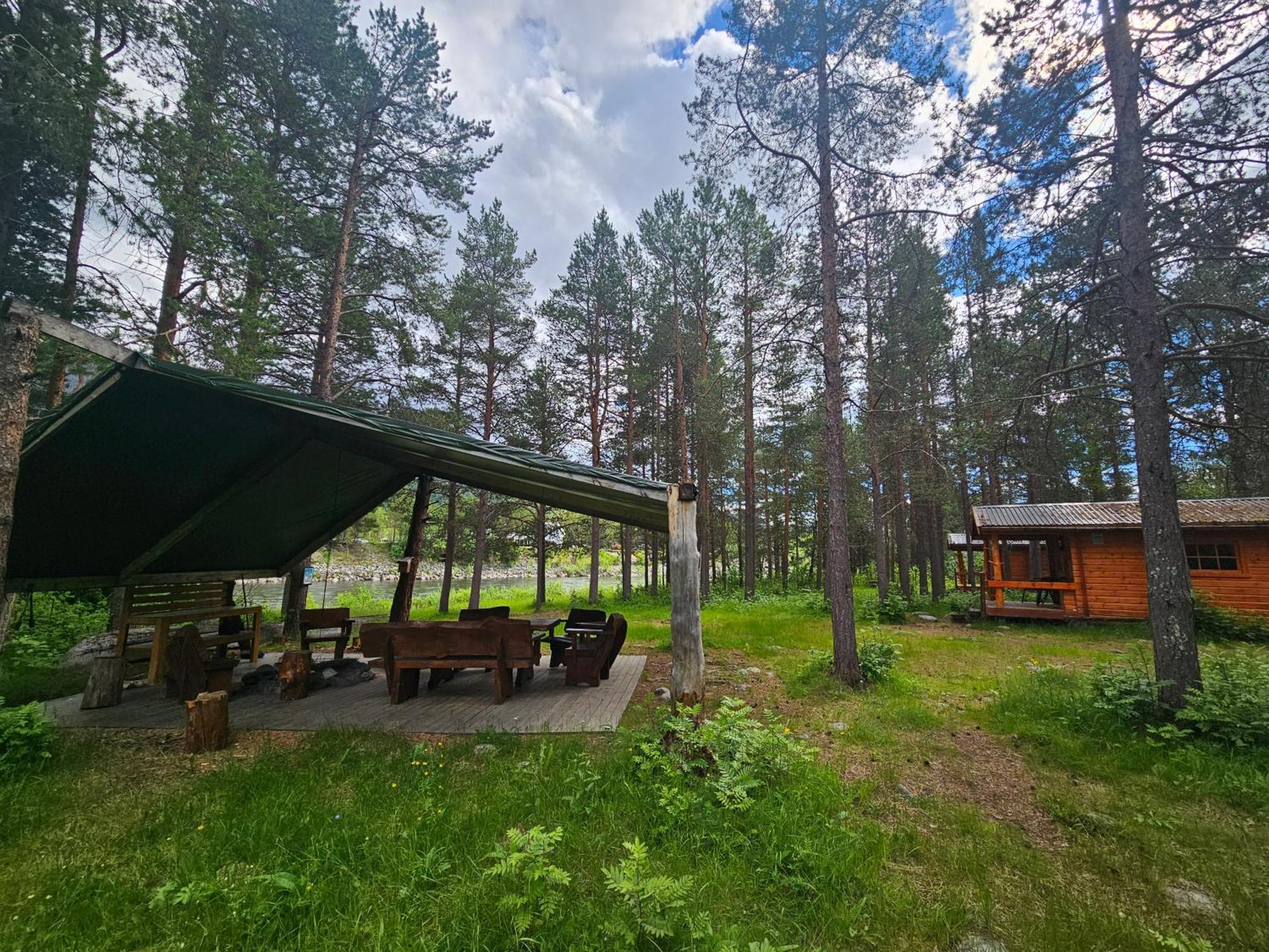 Torfoss Gard, Hytte Utleie, Campingvogn Og Bobil Plasser Potka Εξωτερικό φωτογραφία